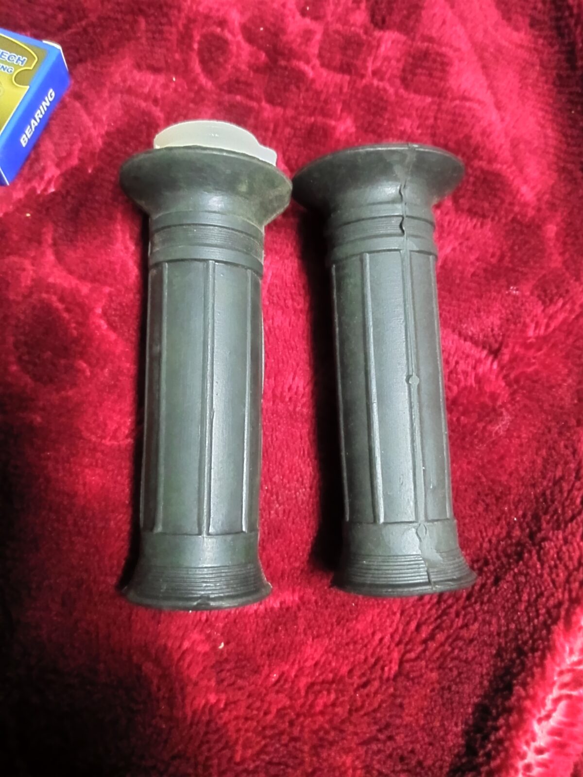 Hendle Grip Rubber Set old model - Image 1