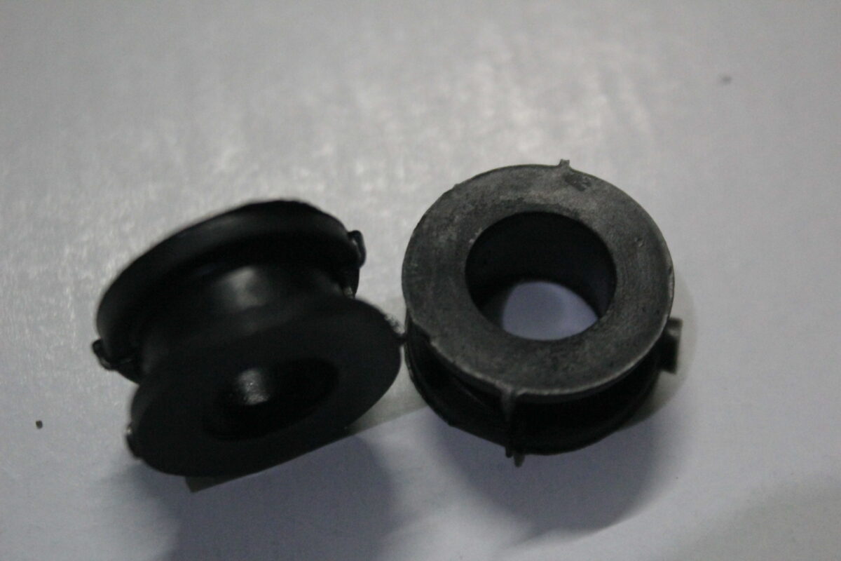 Mudguard Rubbers 2pc - Image 2